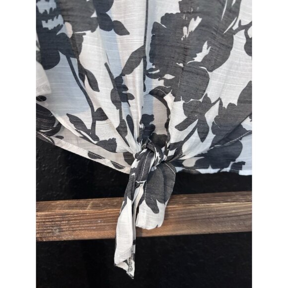 Olivia & Martin Women’s Hi-Lo 3/4 Peasant Sleeves Tie Front Top Size Large - Picture 4 of 6